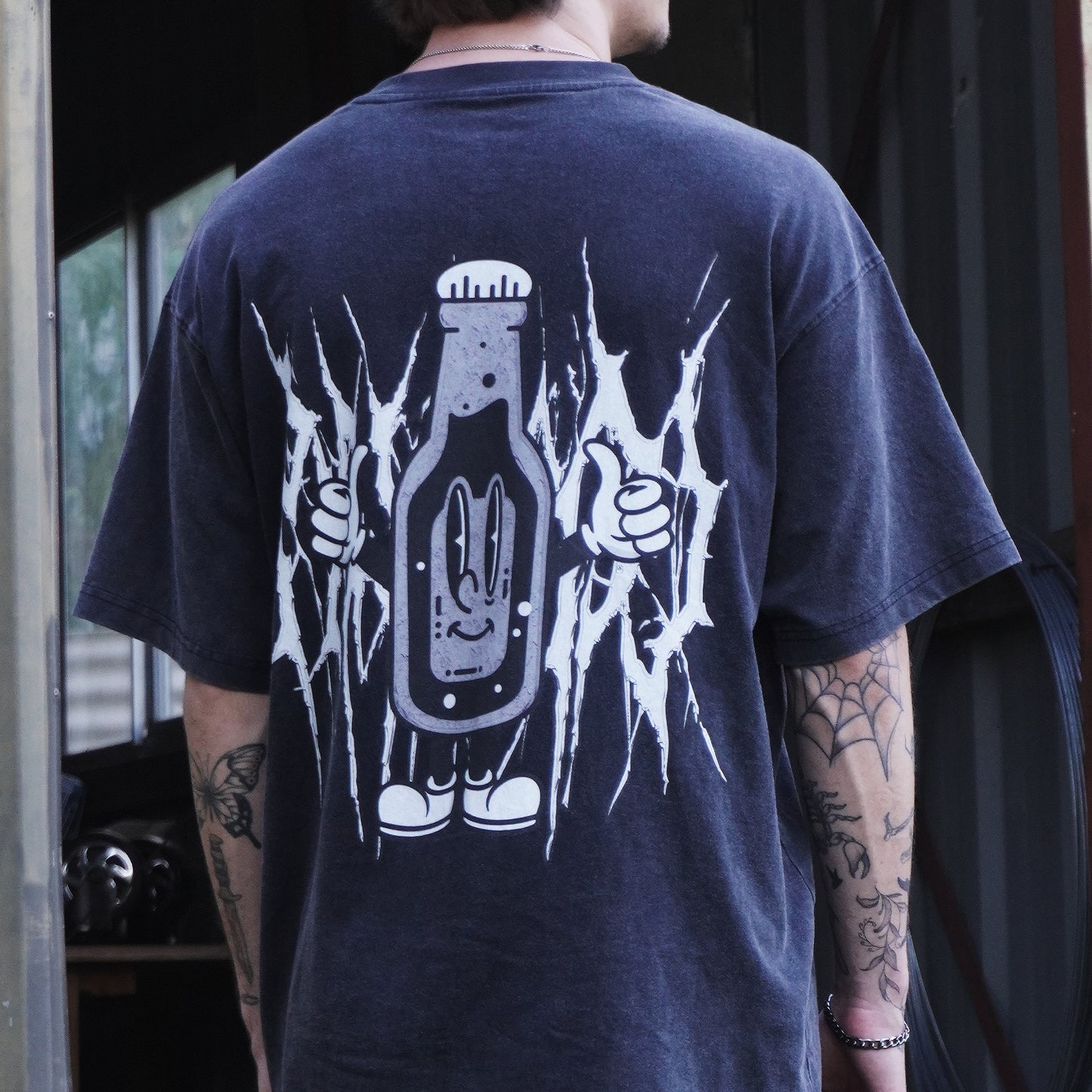 OVERSIZED PAY THE DJ TEE
