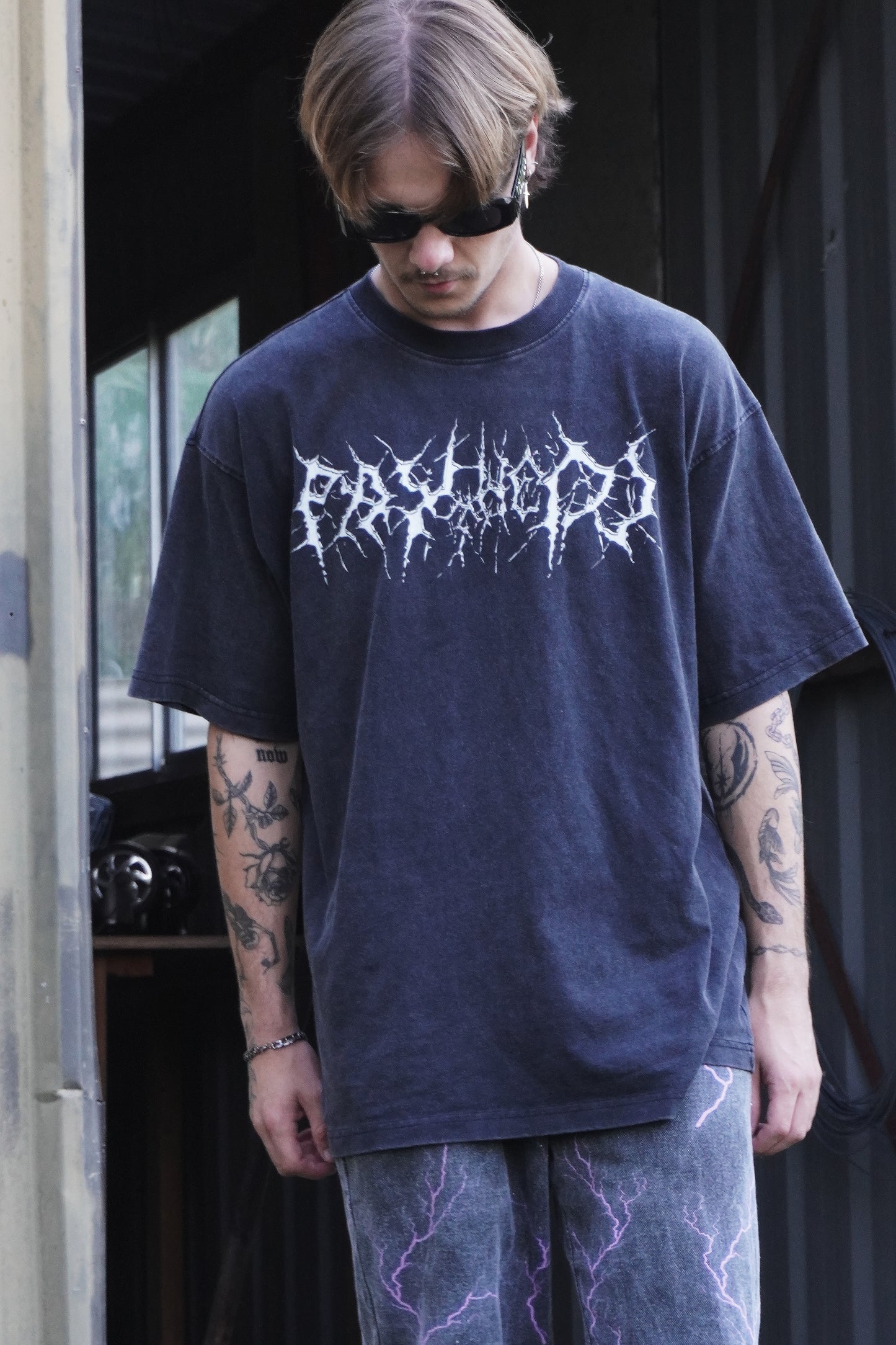 OVERSIZED PAY THE DJ TEE